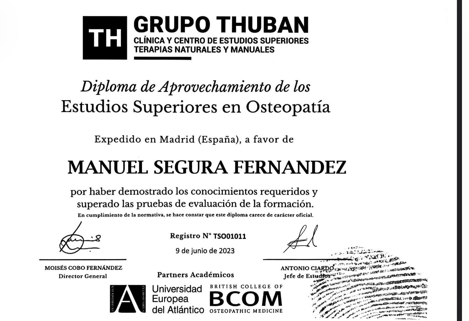 Título osteopatia thuban Manuel Segura Fernández